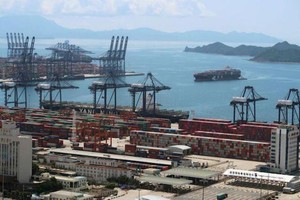 Vị thế trung tâm trung chuyển của Singapore đang bị ảnh hưởng bởi sự chậm trễ tại cảng của Trung Quốc