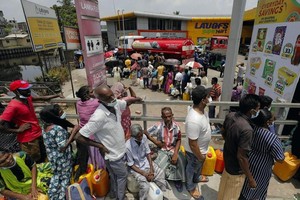 Sri Lanka khẩn cấp tìm kiếm 6 tỷ USD để giữ cho nền kinh tế thoát khỏi khủng hoảng