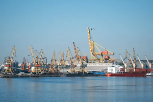 Giá dầu sẽ ổn định trong năm nay và bắt đầu giảm nhẹ trong năm 2023