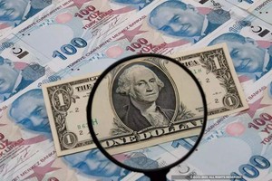 Dự trữ ngoại hối toàn cầu giảm kỷ lục 1.000 tỷ USD trong năm nay