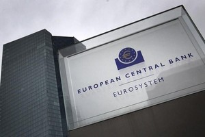 ECB cảnh báo lạm phát kỷ lục đang gây rắc rối cho nền kinh tế khu vực
