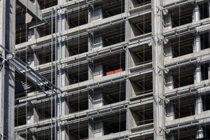 Nhu cầu sụt giảm sẽ là thách thức đối với các công ty bất động sản Trung Quốc