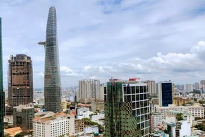 Nikkei Asia: Giá bất động sản cao cấp ở Việt Nam có thể giảm hơn 10% trong năm nay