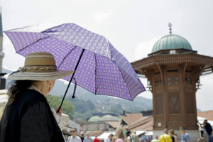 Hành tinh liên tục ghi nhận những ngày nóng kỷ lục