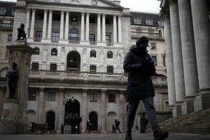 Ngân hàng Trung ương Anh (BoE) tăng lãi suất lần thứ 14 liên tiếp