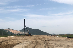 Đầu tư MST (MST) triển khai thi công gói thầu hệ thống điện chiếu sáng nút giao Quốc lộ 46B và trạm thu phí