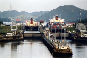 Kênh đào Panama thiếu nước làm gián đoạn chuỗi cung ứng và thương mại toàn cầu