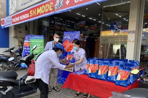 Năm 2023, chuỗi Long Châu tiếp tục tăng trưởng dương, đóng góp 50% tổng doanh thu FPT Retail (FRT)