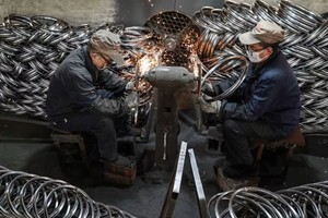 Xuất khẩu thép mạnh mẽ của Trung Quốc gây lo ngại về tình trạng dư cung trên toàn cầu