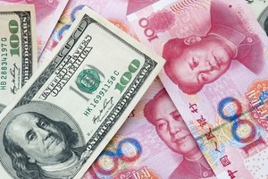 Trung Quốc tăng cường nỗ lực phi đô la hóa thông qua bán trái phiếu Kho bạc Mỹ