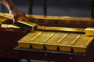 Hàng trăm tấn vàng ở châu Phi được buôn lậu vào UAE mỗi năm