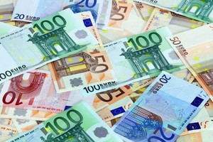 Tỷ trọng nắm giữ ngoại hối trên toàn cầu của đồng euro đang suy giảm