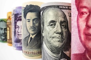 Tiền tệ châu Á giảm xuống mức thấp nhất kể từ năm 2022 do đồng đô la tăng giá