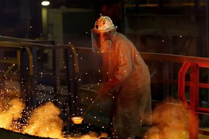 Xe hybrid sẽ thúc đẩy nhu cầu kim loại nhóm bạch kim