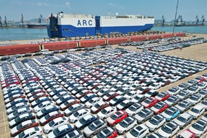 Lượng xe điện của Trung Quốc bán ở châu Âu sụt giảm mạnh trong tháng 8