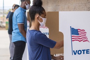 Lo lắng về bầu cử tổng thống Mỹ đang bao trùm các thị trường mới nổi