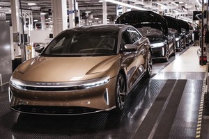 Ngành công nghiệp ô tô đang rút lui khỏi xu hướng "nghiện vốn"