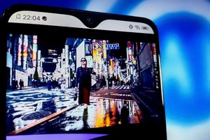 Anh bắt đầu xem xét việc sử dụng nội dung bản quyền để đào tạo các mô hình AI