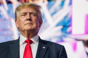 CNN: Ông Trump đang cân nhắc tuyên bố tình trạng khẩn cấp kinh tế quốc gia để áp dụng chương trình thuế quan mới