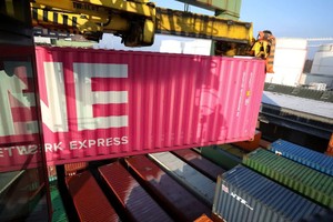 ECB: Căng thẳng thương mại toàn cầu leo ​​thang gây rủi ro ổn định tài chính