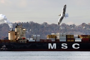 Tòa án Tối cao Mỹ trì hoãn quyết định thuế quan của Tổng thống Trump