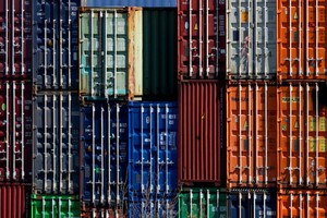 Doanh thu thuế quan Mỹ giảm tốc, báo hiệu sự thay đổi chính sách