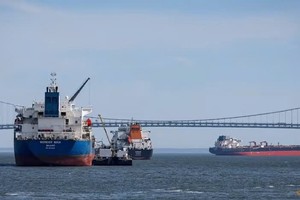 Mỹ tiến gần vị thế xuất khẩu ròng dầu thô lần đầu kể từ Thế chiến II