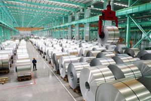 Xung đột Trung Đông đẩy giá nhôm tăng, gây áp lực lên ngành sản xuất