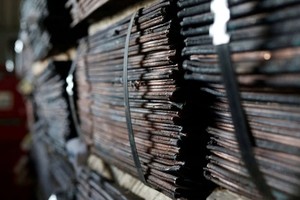 Xung đột Trung Đông làm trầm trọng thêm tình trạng thiếu hụt kim loại công nghiệp