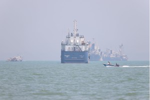 Rủi ro tại eo biển Hormuz giảm sau thỏa thuận Mỹ - Iran