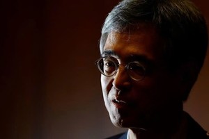 Ông Ryozo Himino, Phó Thống đốc BOJ.