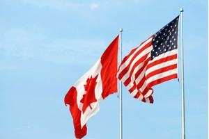 Mỹ cấm nhập khẩu sữa, phần lớn đồ uống có cồn và xe máy từ Canada 