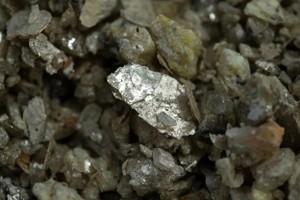 Giá lithium tại Trung Quốc giảm mạnh trong tháng 9 trước lo ngại về nhu cầu pin
