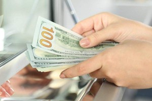 Tiền gửi và cho vay của Ngân hàng Mỹ vẫn sụt giảm mạnh trong tuần qua