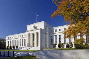 Fed hướng tới một đợt tăng lãi suất khác bất chấp thách thức suy thoái kinh tế