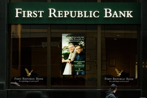 Mỹ: Khách hàng đã rút hơn 100 tỷ USD tiền gửi tại Ngân hàng First Republic trong tháng 3