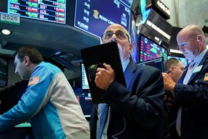 Các quỹ đầu tư dựa vào các thuật toán đang hỗ trợ cho thị trường chứng khoán Mỹ