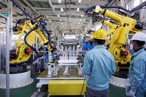 Lợi nhuận công nghiệp Trung Quốc tiếp tục trượt dốc trong 4 tháng đầu năm 2023