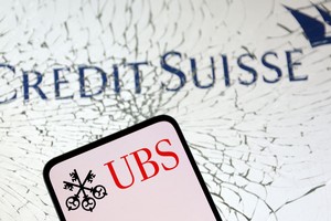 UBS sẽ giữ lại hơn 100 nhân sự cấp cao của Credit Suisse ở châu Á