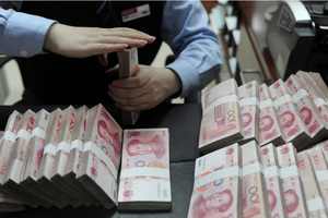 Trung Quốc đang ở tình thế tiến thoái lưỡng nan khi đồng nhân dân tệ giảm giá