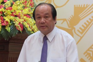 Bộ trưởng Mai Tiến Dũng: Thủ tướng yêu cầu thu hồi biển số xanh cấp cho ô tô của doanh nghiệp