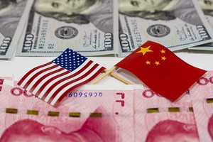 Cố vấn của ông Trump đưa ra các mối đe dọa làm trầm trọng thêm cuộc chiến thương mại Mỹ - Trung Quốc