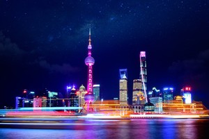 Từ Tây sang Đông, dòng tiền chảy mạnh trong đêm không ngủ - Phần 2: Chuyện kể từ quốc gia tỷ dân xây dựng nền kinh tế không mặt trời