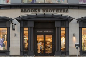 Hãng thời trang lâu đời nhất nước Mỹ Brooks Brothers nộp đơn xin phá sản