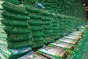 Giá phân bón tăng cao, DAP - Vinachem (DDV) vượt chỉ tiêu lợi nhuận chỉ sau 2 quý