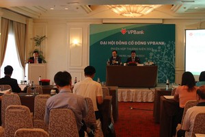 ĐHCĐ VPBank: Nóng chuyện cổ tức và xử lý nợ xấu