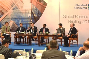 Buổi thuyết trình kinh tế toàn cầu của Standard Chartered tổ chức hôm nay tại TP. HCM