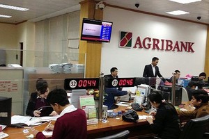 Agribank chào đón chủ tài khoản cá nhân thứ 10 triệu với nhiều giải thưởng hấp dẫn