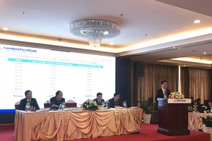 Ông Nguyễn Đức Hưởng: Tôi biết rất nhiều cổ đông đến ĐHCĐ vì tò mò xem sức khỏe tôi như thế nào