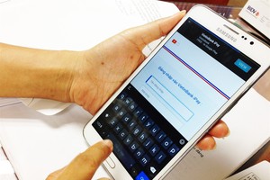 Làm gì để sử dụng được ứng dụng mobile banking?